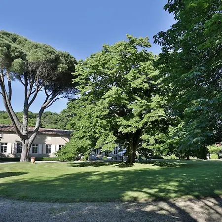 La Chapelle Aux Acacias Konukevi