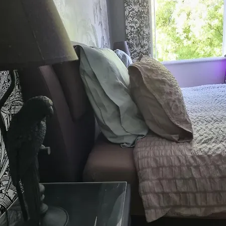 La Chapelle Aux Acacias Konukevi