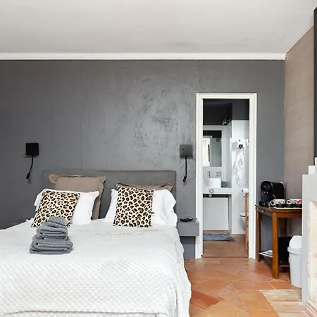 Konukevi La Chapelle Aux Acacias