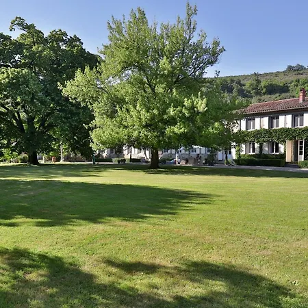 La Chapelle Aux Acacias Guest house